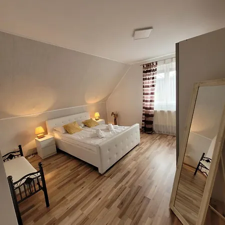 Heimatnest Apartment *